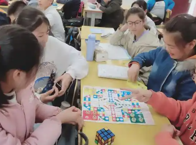 将品格教育从说教转化为体验